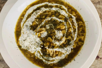 Ash-e-bademjan soep